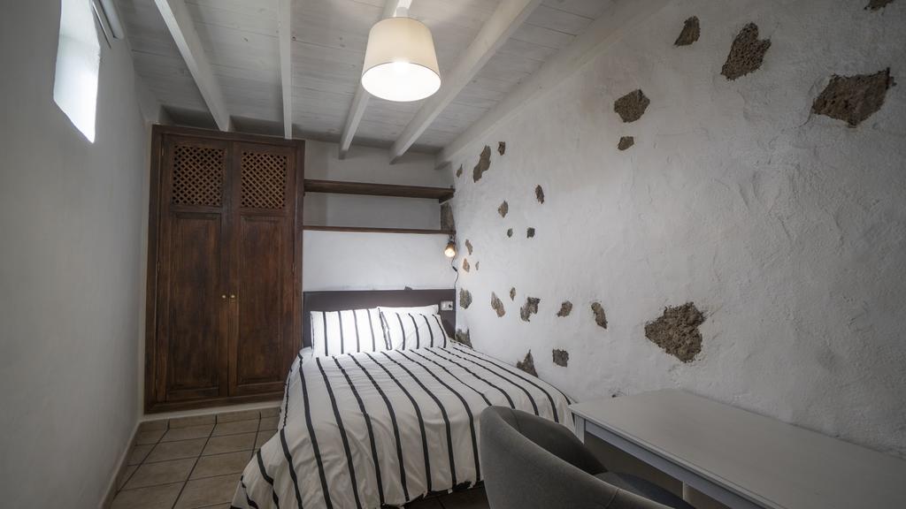 With Amazing Views, Jacuzzi And Private Pool Dom wakacyjny San Bartolomé